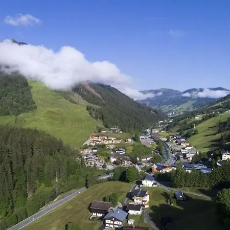 Apartment Genieten In Saalbach, Alpenresort D1 By Droomvilla